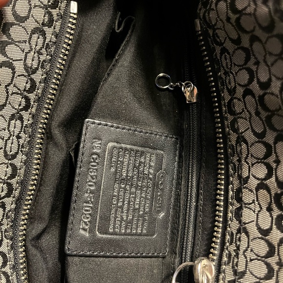 Authentic Coach - Picture 3 of 5
